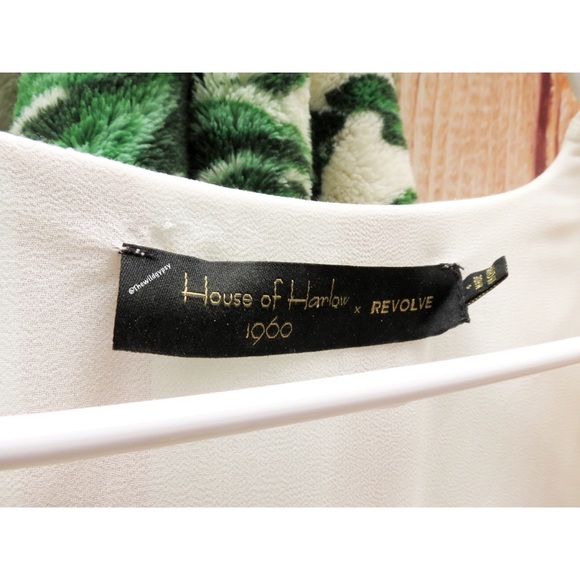 Revolve House of Harlows talullah dress 🌊 - Picture 7 of 10